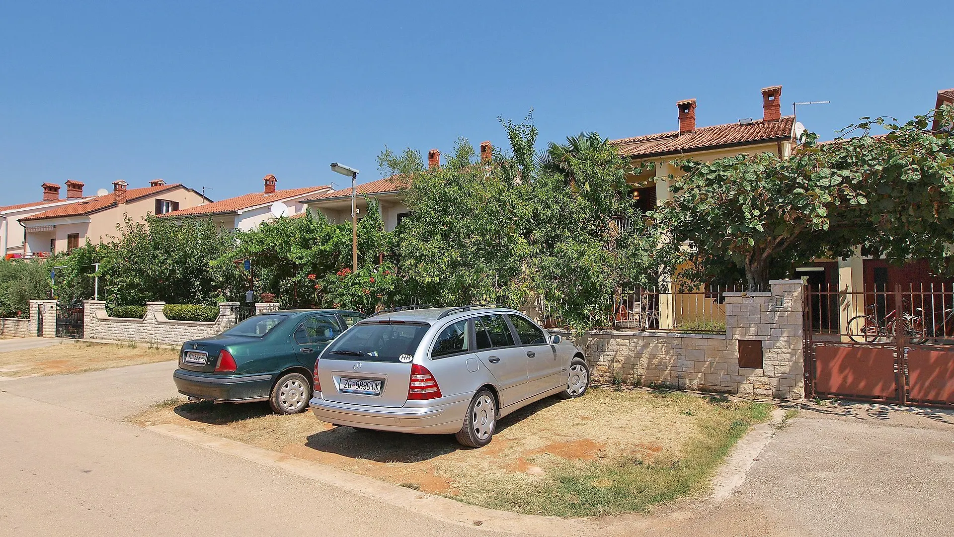 Apartments Anna 920 Valbandon Otel